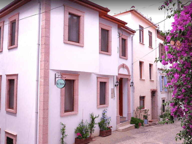 Nil House